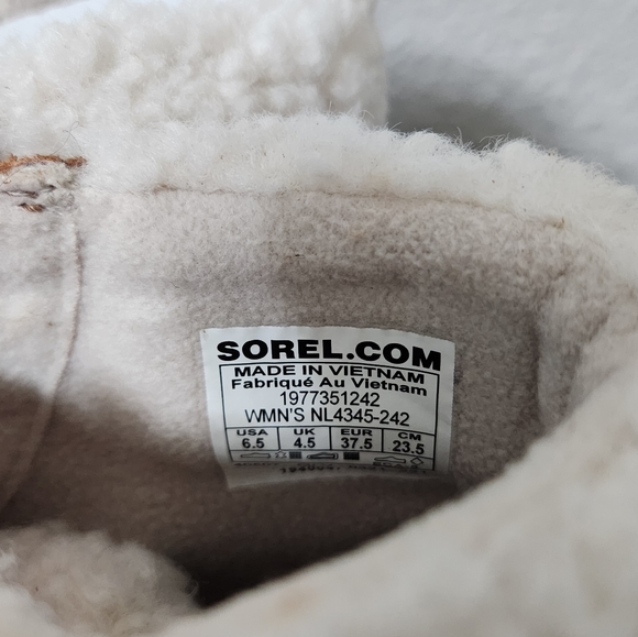 Sorel Harlow Boots - Picture 5 of 6